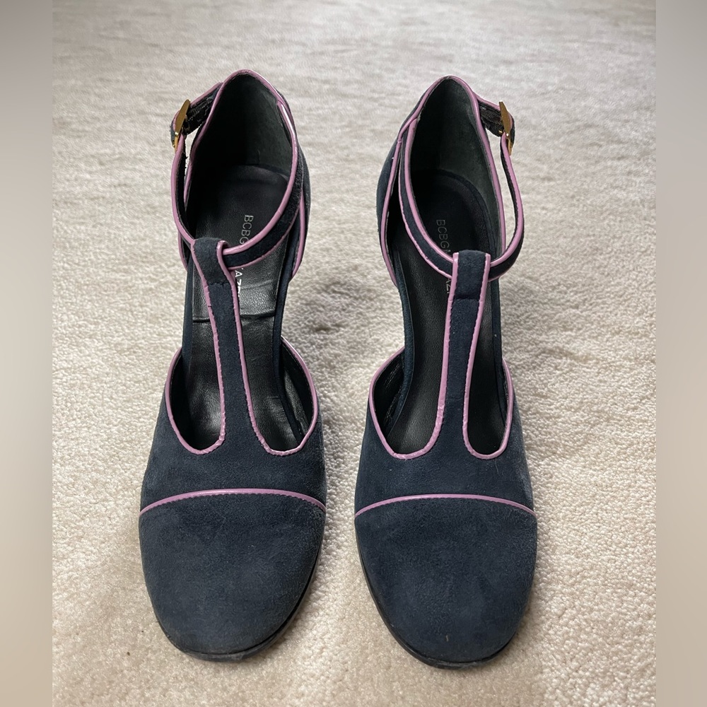 BCBGMaxAzria suede heels - Picture 3 of 9